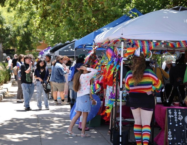 Pathway with vendors and patrons